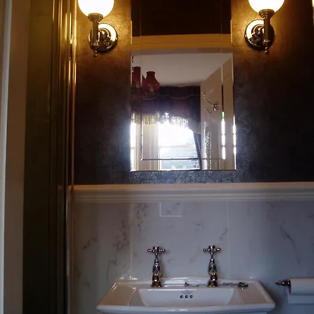 Guest house The Villa In Robin Hoods Bay *