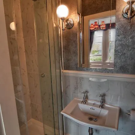 Guest house The Villa In Robin Hoods Bay *