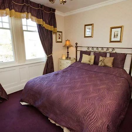 Guest house The Villa In Robin Hoods Bay *