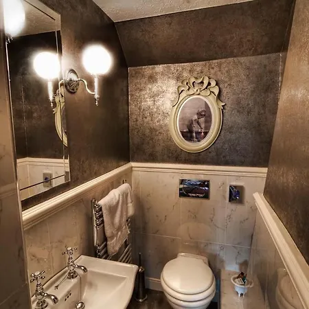 The Villa In Robin Hoods Bay 4*
