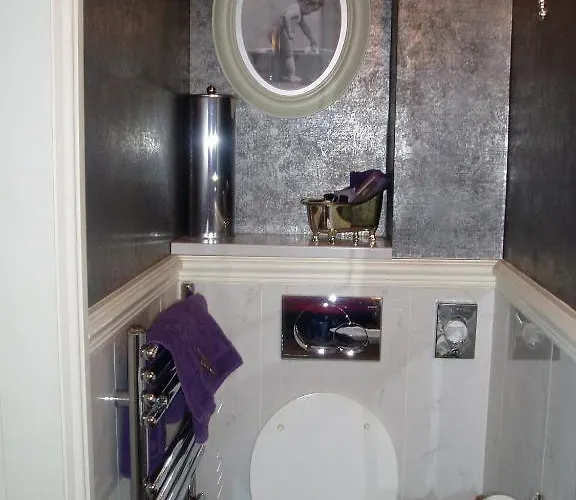 The Villa In Robin Hoods Bay